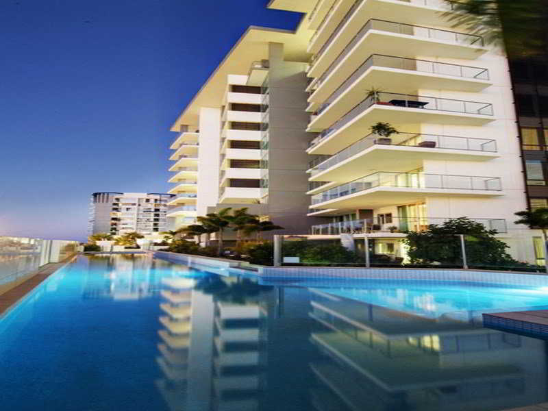 M1 Resort Sunshine Coast Exterior photo